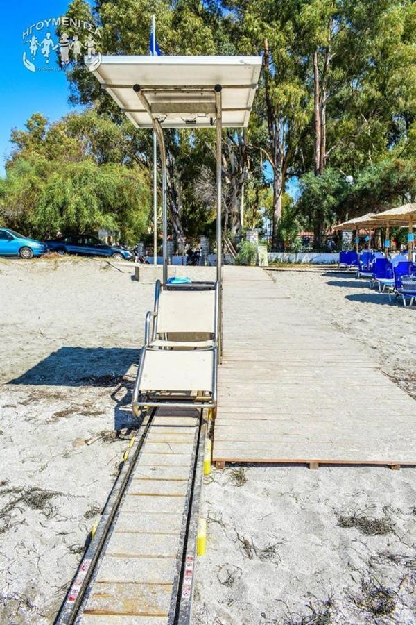 Camping Drepanos 伊古迈尼察 外观 照片