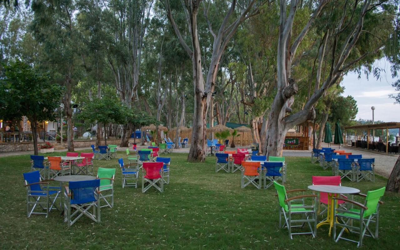 Camping Drepanos 伊古迈尼察 外观 照片