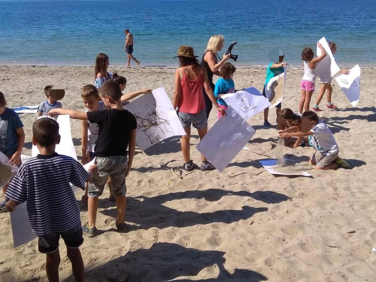 Camping Drepanos 伊古迈尼察 外观 照片