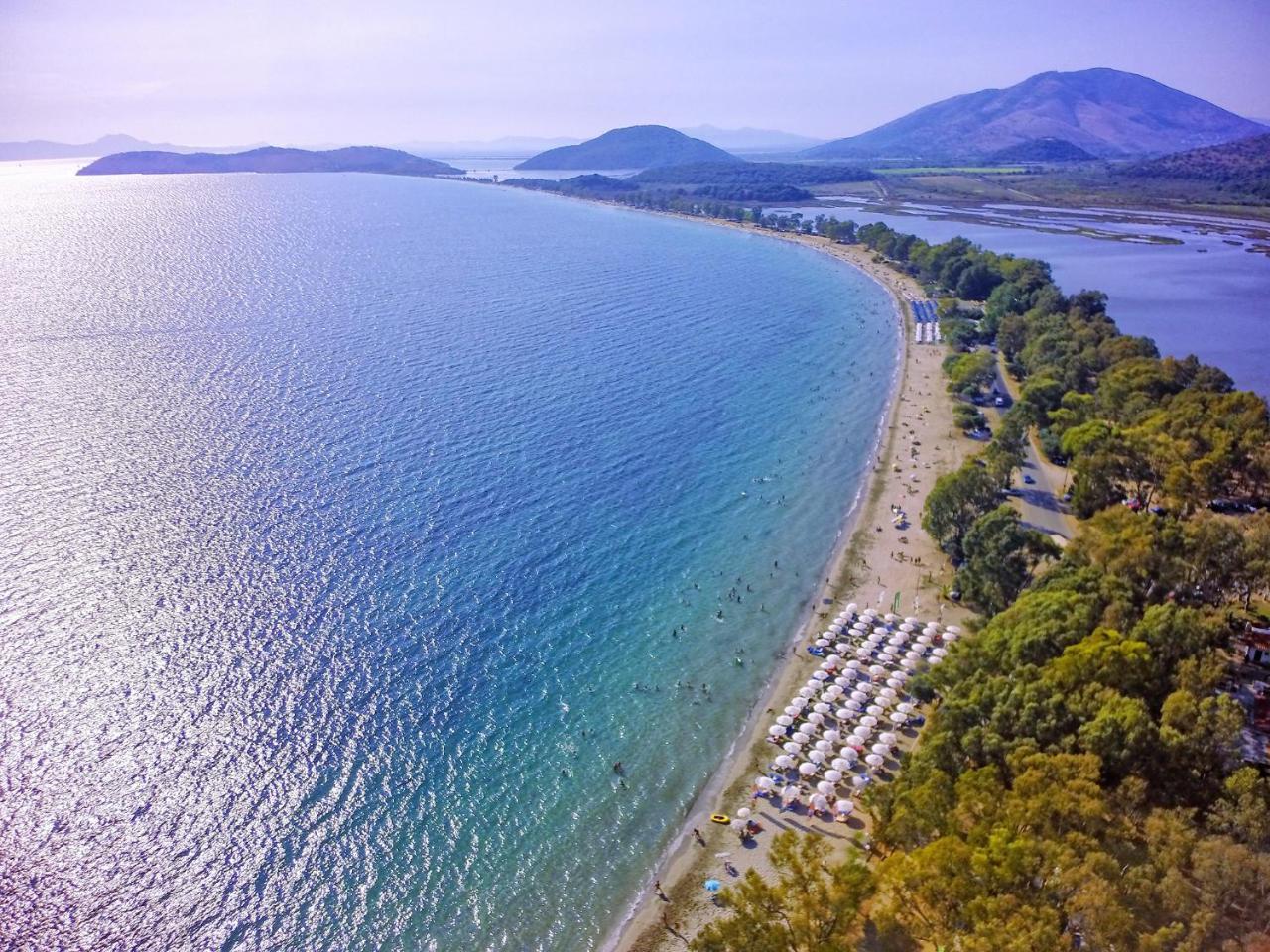 Camping Drepanos 伊古迈尼察 外观 照片